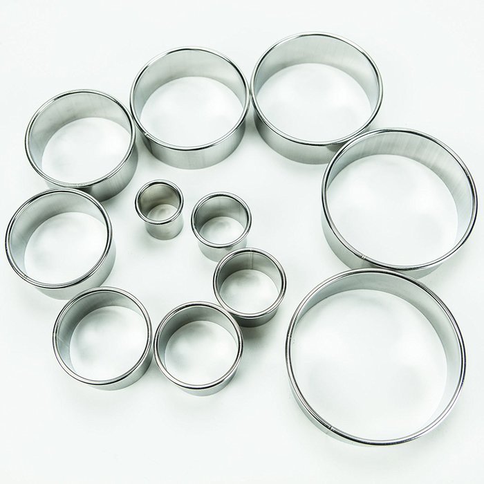 HUJI Stainless Steel Professional Plain Round Pastry Dough Cutter Set for Baking Cookies Pie Pops Kitchen (1,... N33