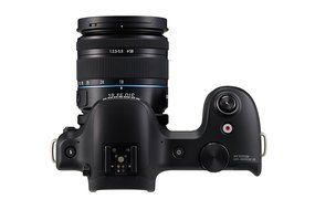 Samsung Galaxy NX EK-GN120ZKZXAR Galaxy Wireless Smart Android 4G 20.3MP Camera (Body Only) (Black) N2