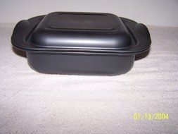 Tupperware Ultrapro 2.oqt Pan with Cover Square Cosmos by Tupperware