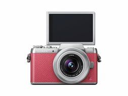 Panasonic DMC-GF7KP Mirrorless Digital Camera (DSLM) with 12-32 mm Kit Lens N7