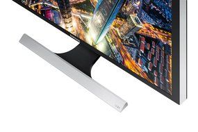 Samsung UE590 UHD-QHD Monitor U24E590D 23.6-Inch Screen LED-Lit Monitor N2