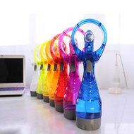 Yosoo Portable Fashion Mini Water Spray Cooling Misting Fan for Sport Beach Camp Travel(Color Sent at Random) N2