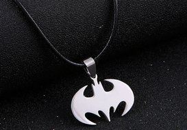 Fashion Women Men Bat Batman Pendant Necklace Chain Silver Stainless Steel Gift N2