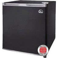 Igloo 1.6-cu ft Refrigerator, Compressor cooling, Low energy consumption, Adjustable thermostat,Separate ice cube...