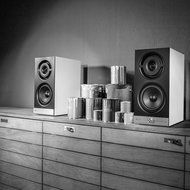 Raumfeld Stereo M Wireless Streaming Bookshelf Speakers (Pair, White) N4