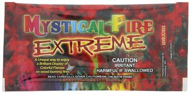 Mystical Fire Campfire Fireplace Colorant 0.882 oz Packets 12 Pack N17