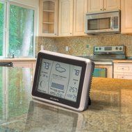 AcuRite 00621 Wireless Weather Forecaster with Intelli-Time N2