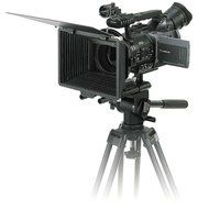 Panasonic Pro AG-DVX100A 3-CCD MiniDV Proline Camcorder w/10x Optical Zoom (Discontinued by Manufacturer)