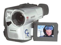 Samsung SCL810 Hi8 Camcorder with 2.5 LCD (Discontinued by Manufacturer)