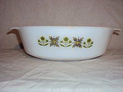 Pyrex Meadow Green 1.5 Quart Casserole No Lid