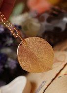 Womens Lucky Leaf Pendant Necklace Gold Long Sweater Chain Lady Jewelry Gift N3