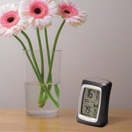 AcuRite 00325 Home Comfort Monitor, Black N8