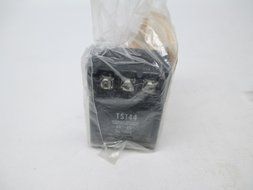 Series 44 Discharge Temperature Sensors (min 40-80F, max 80-140F)