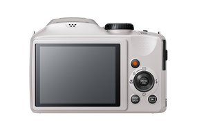 Fujifilm FinePix S6800 16MP Digital Camera with 3-Inch LCD (White)