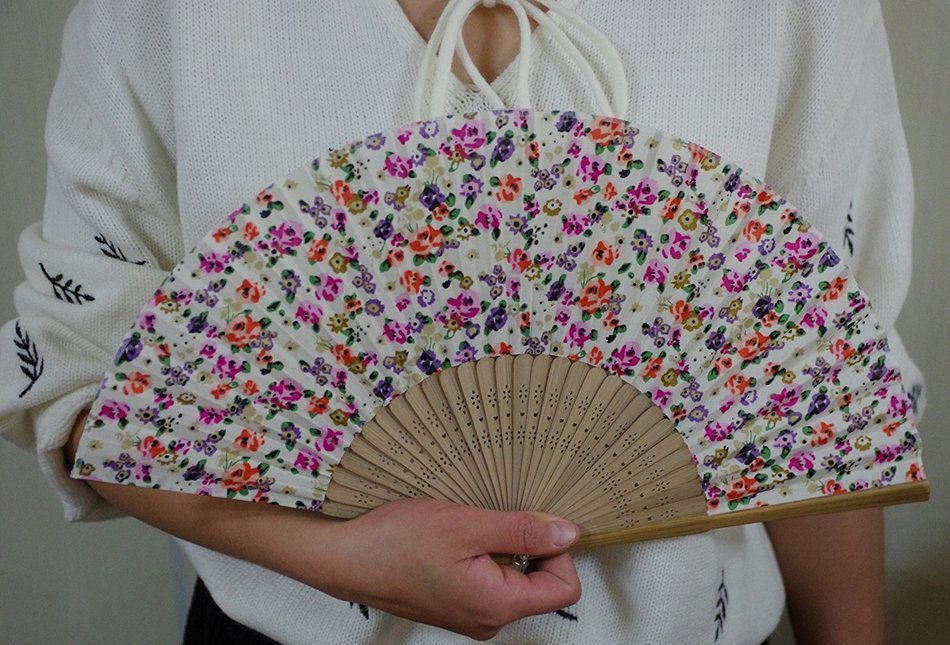 Salutto Hand Fan with Beautiful Fabric Printed (Grey Totem) N21