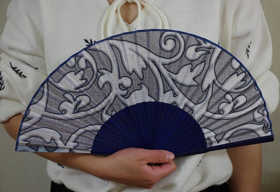 Salutto Hand Fan with Beautiful Fabric Printed (Grey Totem) N28