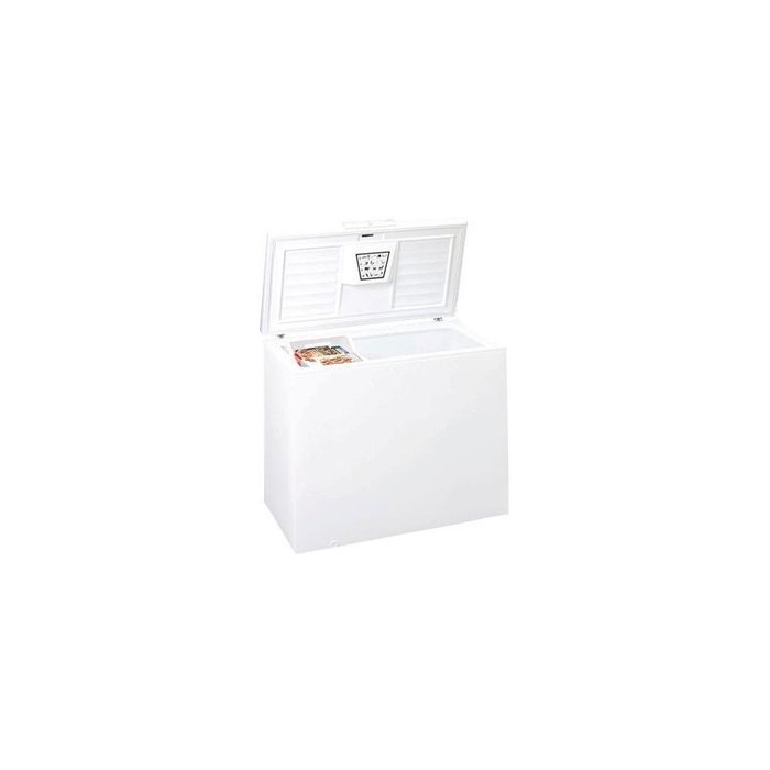 Summit WCH09: Household chest freezer with 9 c.f. of storage capacity
