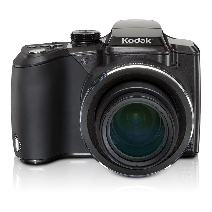 Kodak Easyshare Z981 14 MP Digital Camera with Schneider-Kreuznach Variogon 26xWide Angle Optical Image Stabilized...