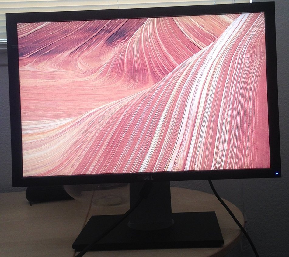 Dell UltraSharp 24" Widescreen LCD U2410F N2