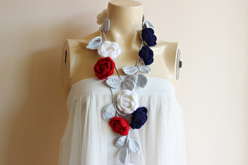 Rose Scarf-Rose Crochet Scarf-Navy White Red Roses With Grey Leaves-Lariat Necklace - Christmas Gift For Her Girlfriend... N3