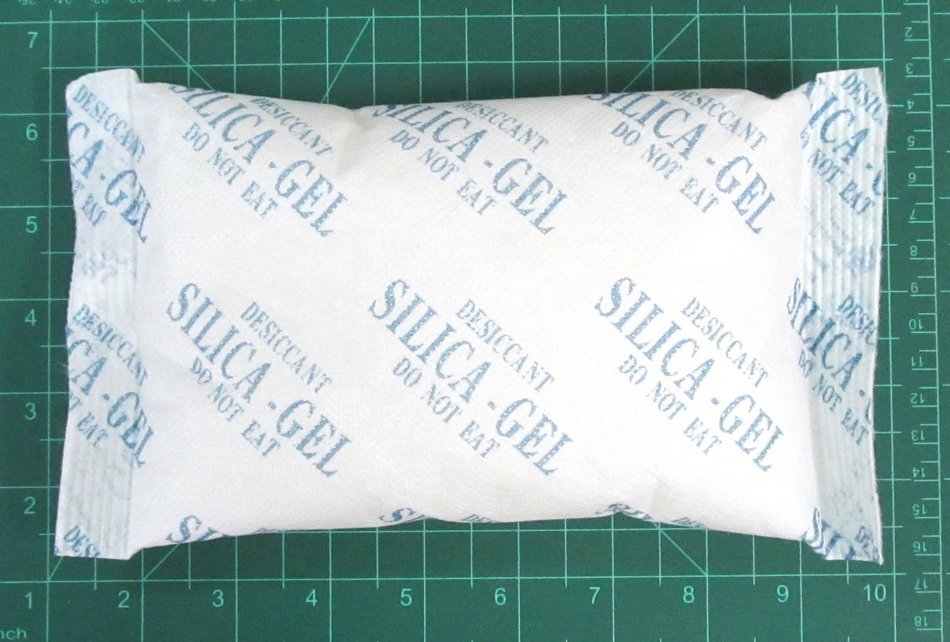 DRY&DRY HIgh Quality Silica Gel Desiccant Dehumidifiers 100 g, 5 Pack N18
