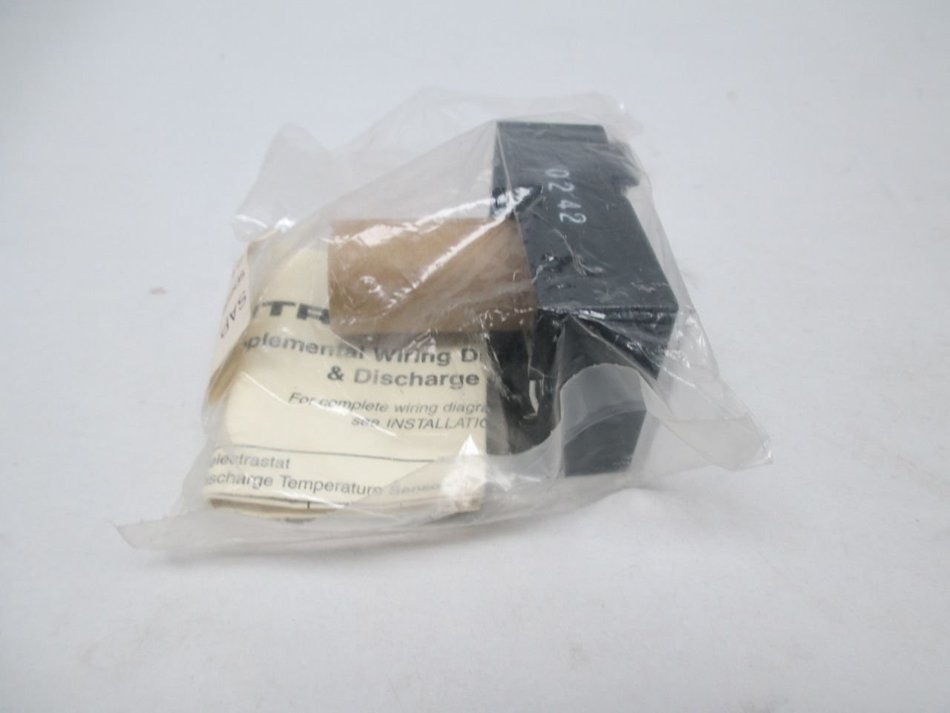 Series 44 Discharge Temperature Sensors (min 40-80F, max 80-140F) N3