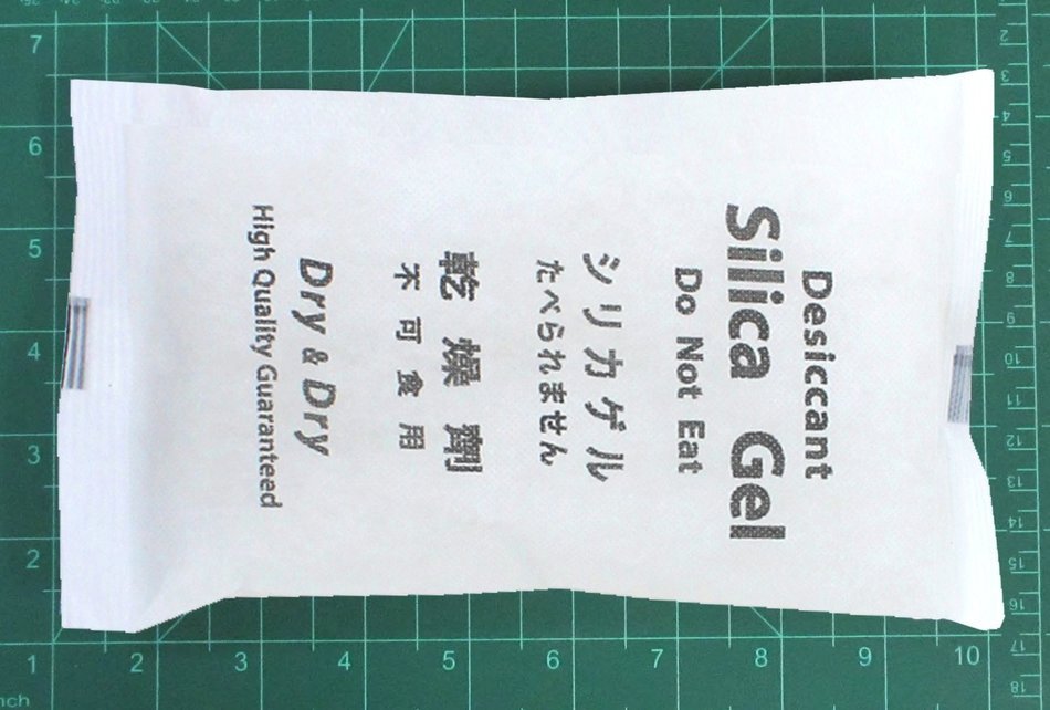 DRY&DRY HIgh Quality Silica Gel Desiccant Dehumidifiers 100 g, 5 Pack N25