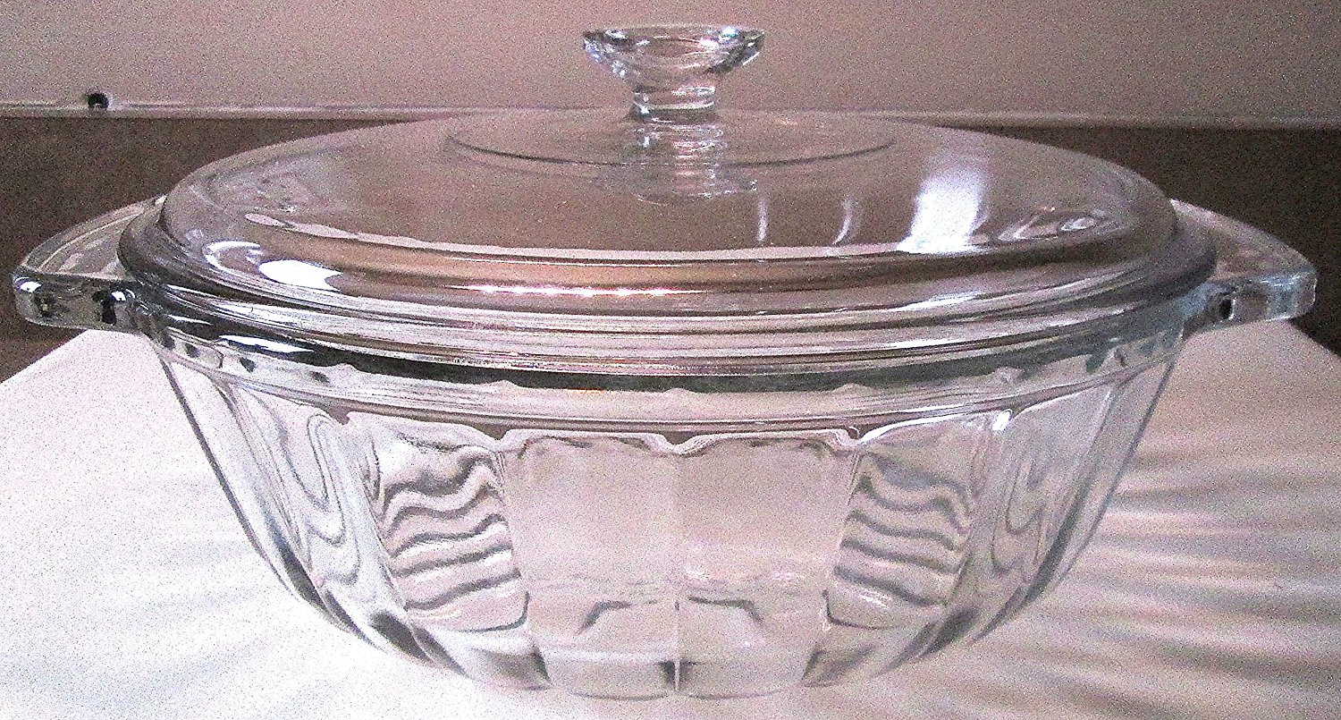 Anchor hocking clear glass casserole with scalloped sides 2 qt with