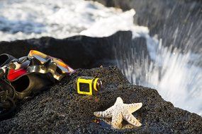 Kodak PIXPRO SP1 Action Cam with Aqua Sport Pack 14 MP Waterproof, Full HD 1080p Video, Digital Camera and 1.5... N2