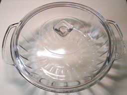 Anchor Hocking Clear Glass Casserole with Scalloped Sides - 2 Qt - with Lid