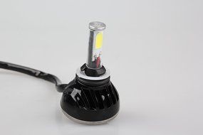 Yaheeda 2PC Car CREE LED Headlight Conversion Kit - H11 (H8, H9) -40W 8,000LM 6,000K N4