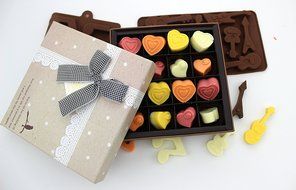 Set of 6 Non-stick Silicone Chocolate Candy Making Mold Tray - Romantic Music with Guitar and a Bunch of Roses...