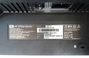 HP ZR30w 30&quot; Widescreen LCD Monitor S-IPS 2560 x 1600p 60Hz 2K Resolution