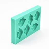 TANGCHU Lip Shape Soft Silicone Cake Mold 4.72*3.15*0.59inch Green N3