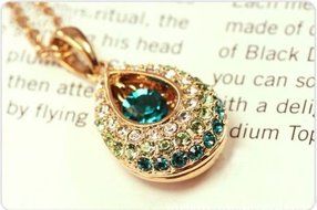 Elegant Teardrop Crystal Rhinestone Pendant Hollow Necklace Fashion Jewellery N4