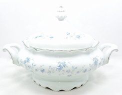 Bavaria Casserole Bowl with Lid,white,blue Flowers,silver Trim,side Handles N5