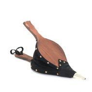JOHNNY BEARD COMPANY 68010 Pennsylvania Pine Bellows, Black Suede Trim, 7.5 in. x 19.5 in.