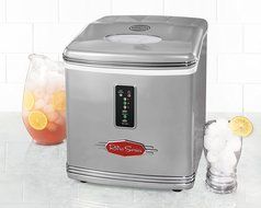 Nostalgia RIC100PLAT Retro Ice Cube Maker PLATINUM Color