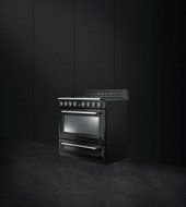 Smeg TRU36GGBL 36" Victoria Series Gas Freestanding Range with 5 Burners, in Glossy Black N3