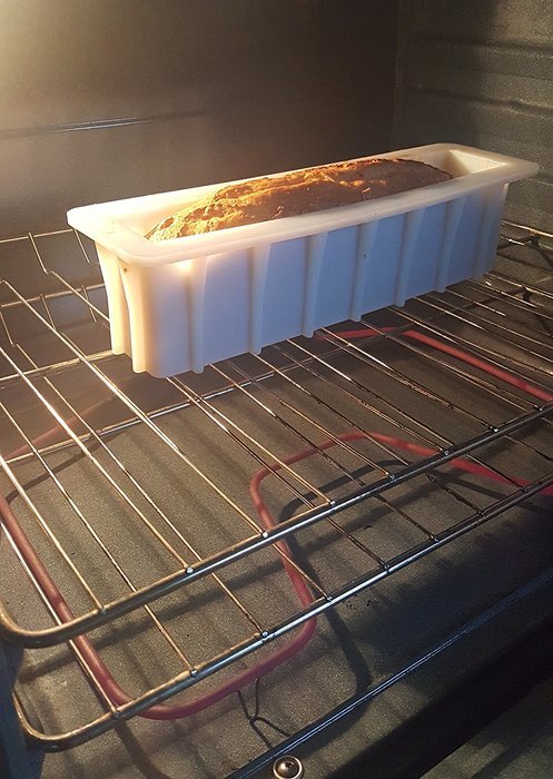 BLAST FIND TALL & SKINNY 12" SILICONE LOAF MOLD FOR CAKE OR SOAPMAKING N8