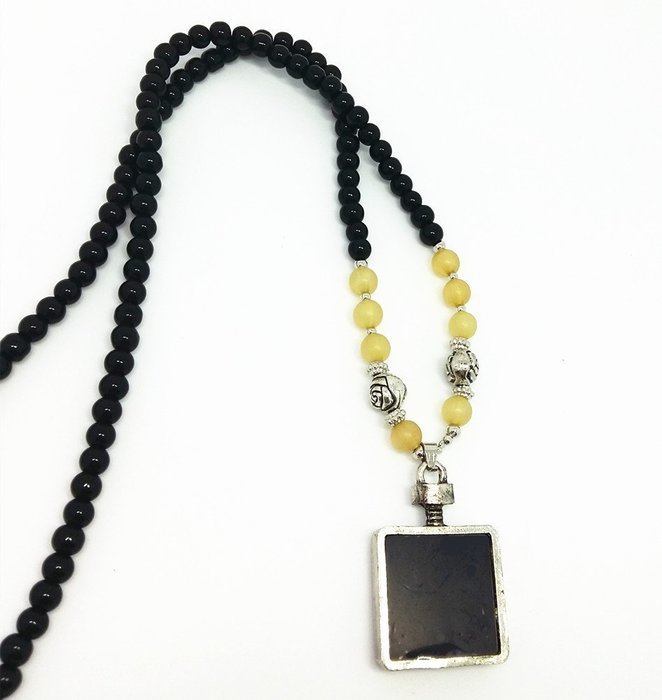 QTMY Perfume Bottle Black Beads Choker Necklace Chain Bohemian Jewelry with Pretty Pendant for Women Teen Girls N4
