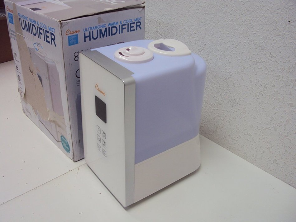 Crane EE-8604 Digital Clean Control Warm & Cool Mist Humidifier
