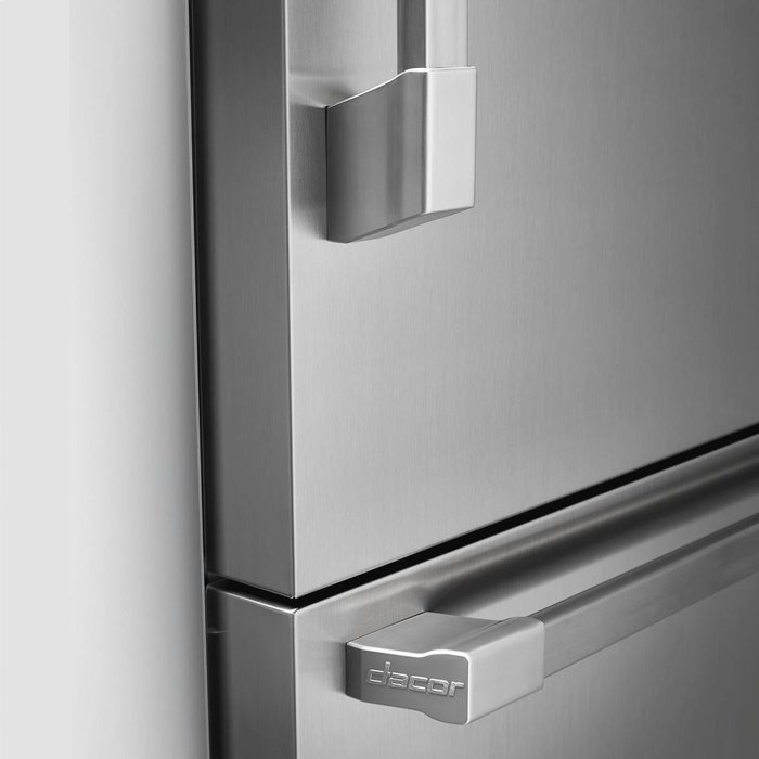 Dacor Discovery 30" Panel Ready Fully Integrated Bottom Freezer Refrigerator N2