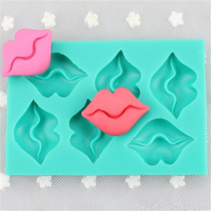 TANGCHU Lip Shape Soft Silicone Cake Mold 4.72*3.15*0.59inch Green