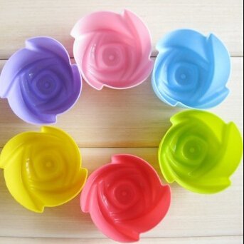 12PCS Cartoon multicolor silicone cake mold baking biscuits bread mold DIY cookies cakes mold(color random) N2