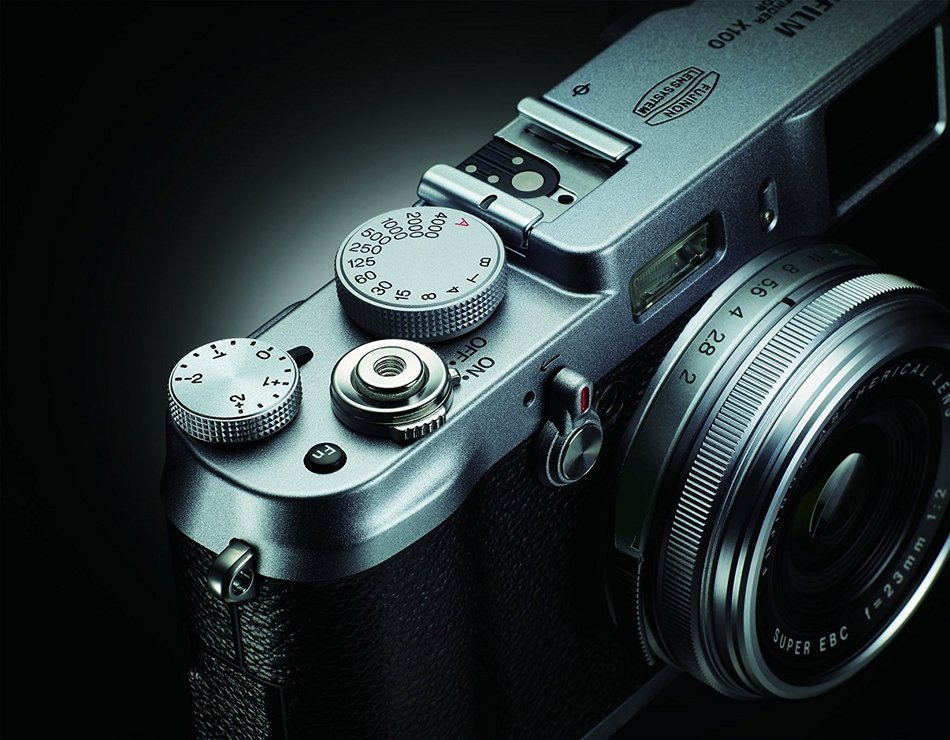 FUJIFILM FinePix X100 APS-C CMOS EXR Digital Camera with 23mm Fujinon Lens and 2.8-Inch LCD - International Version... N3