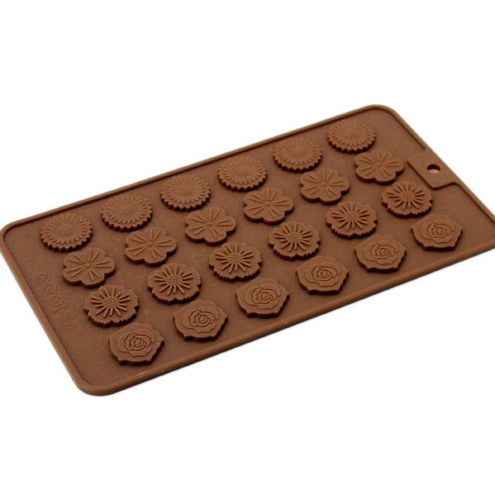 DUFUSTORE Chocolate Cake Candy Baking Silicone Bakeware Mould Flower Pattern Random Color N2