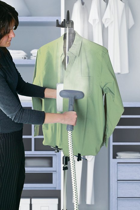Steamfast SF-540 Deluxe Fabric Steamer N4