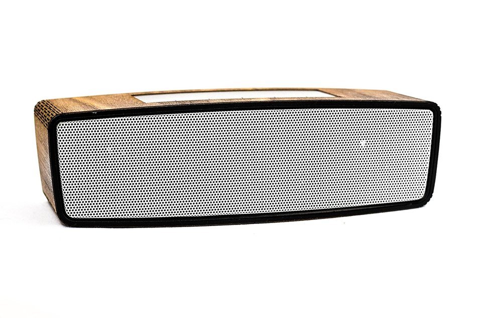 WUDN&reg; Handcrafted Portable Wooden Wireless Bluetooth Audio Speaker : Loud 10w+ Sound, 10 Hour Battery, Bass Boost+