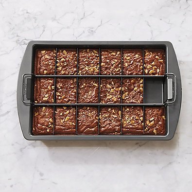 Chicago Metallic&trade; Slice Solutions&reg; 3-Piece Brownie Pan Set Nonstick Finish N2